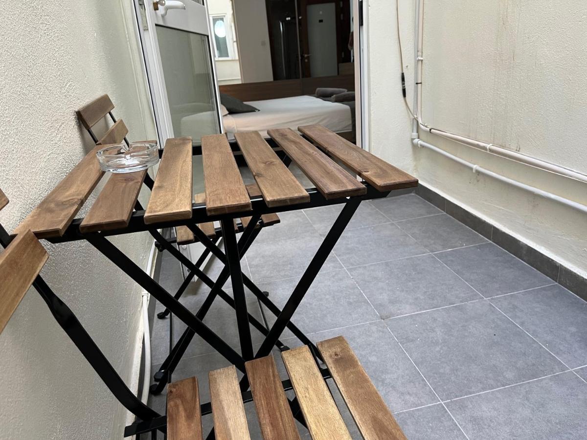 F7 Room 1, Private Double Room With Private Bathroom In Shared Flat Msida Kültér fotó